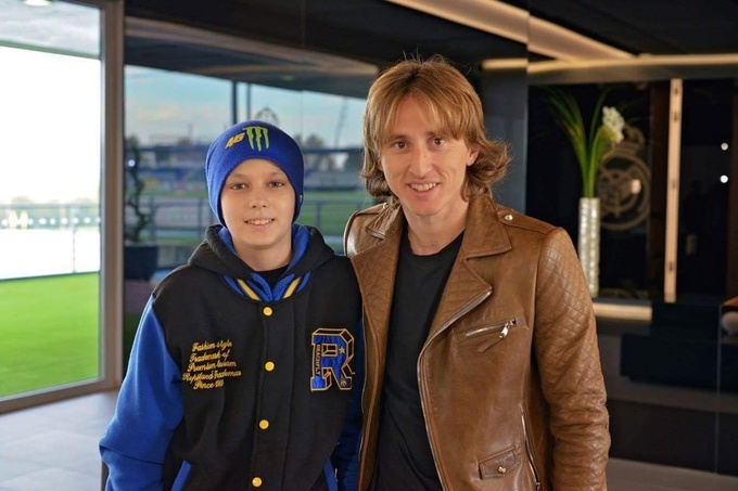 Срна помог страдающему лейкемией украинскому мальчику встретиться с Роналду