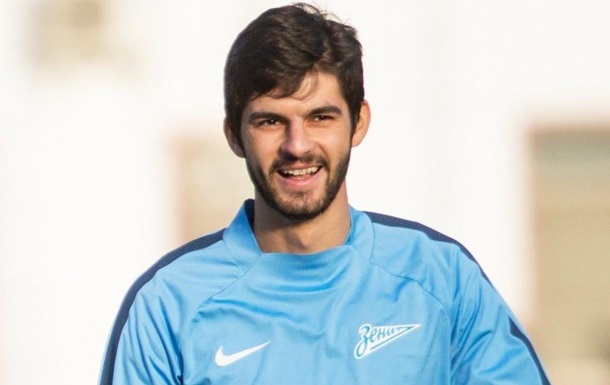 В Санкт-Петербурге избили футболиста Зенита