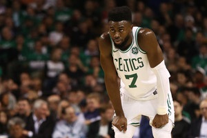 Данк Брауна – среди лучших моментов дня НБА