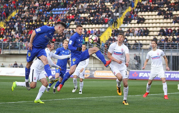 Динамо, проигрывая 0:2, обыграло Зарю, забив победный гол с пенальти