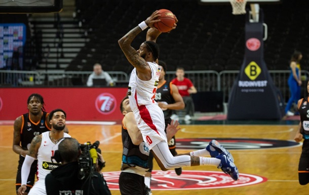 Прометей в сумасшедшем матче уступил в Еврокубке