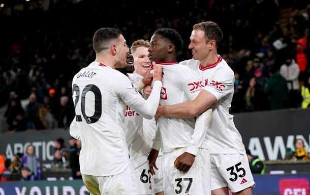 МЮ в голевой перестрелке одолел Вулверхэмптон