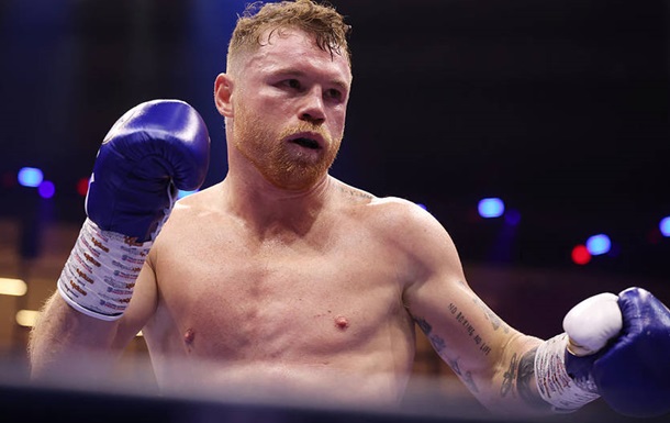 Известный промоутер поделился мнением по бою Альварес - Кроуфорд