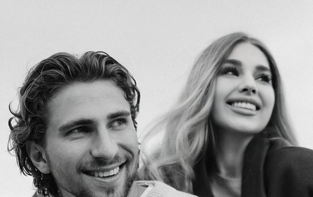 Годовщина свадьбы: Забарный трогательно поздравил жену